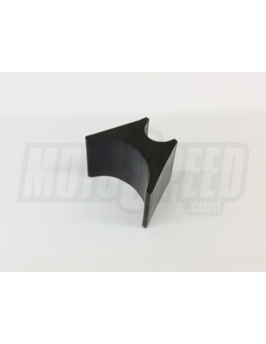 Rubber mount reservoir